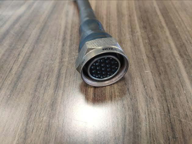 Conector aéreo blindado con terminación a 360 grados de la malla metálica